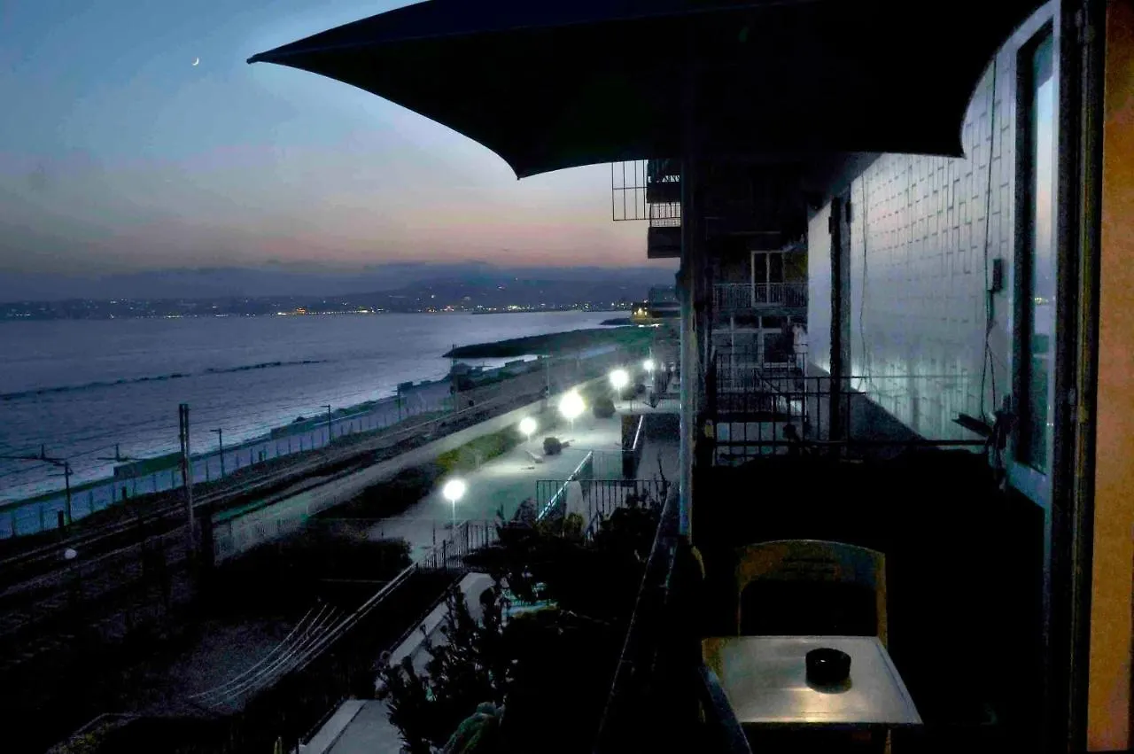 Adm Addumamma Casa Vacanze Sul Mare Portici 0*,
